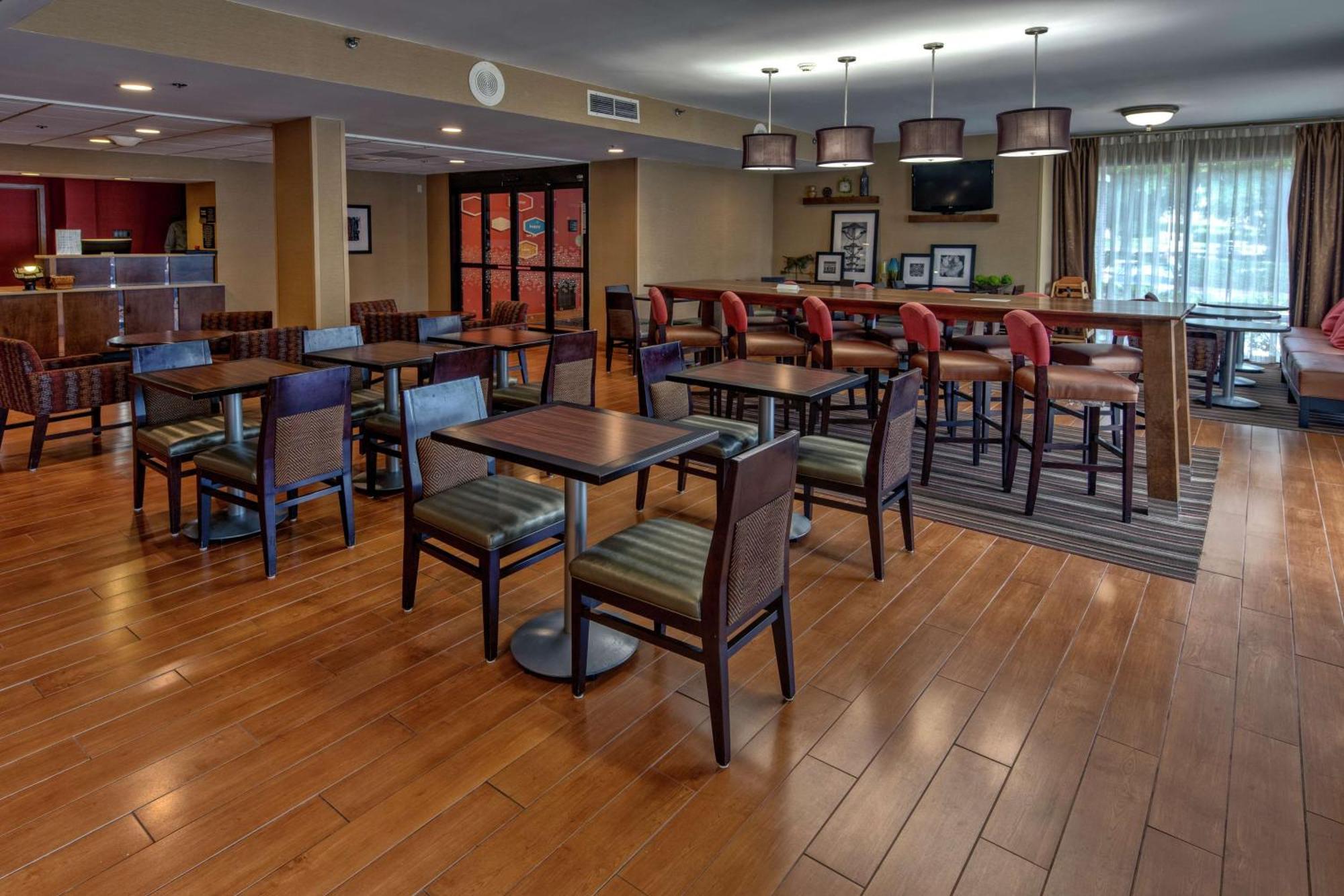 Hampton Inn Raleigh Cary Exterior foto
