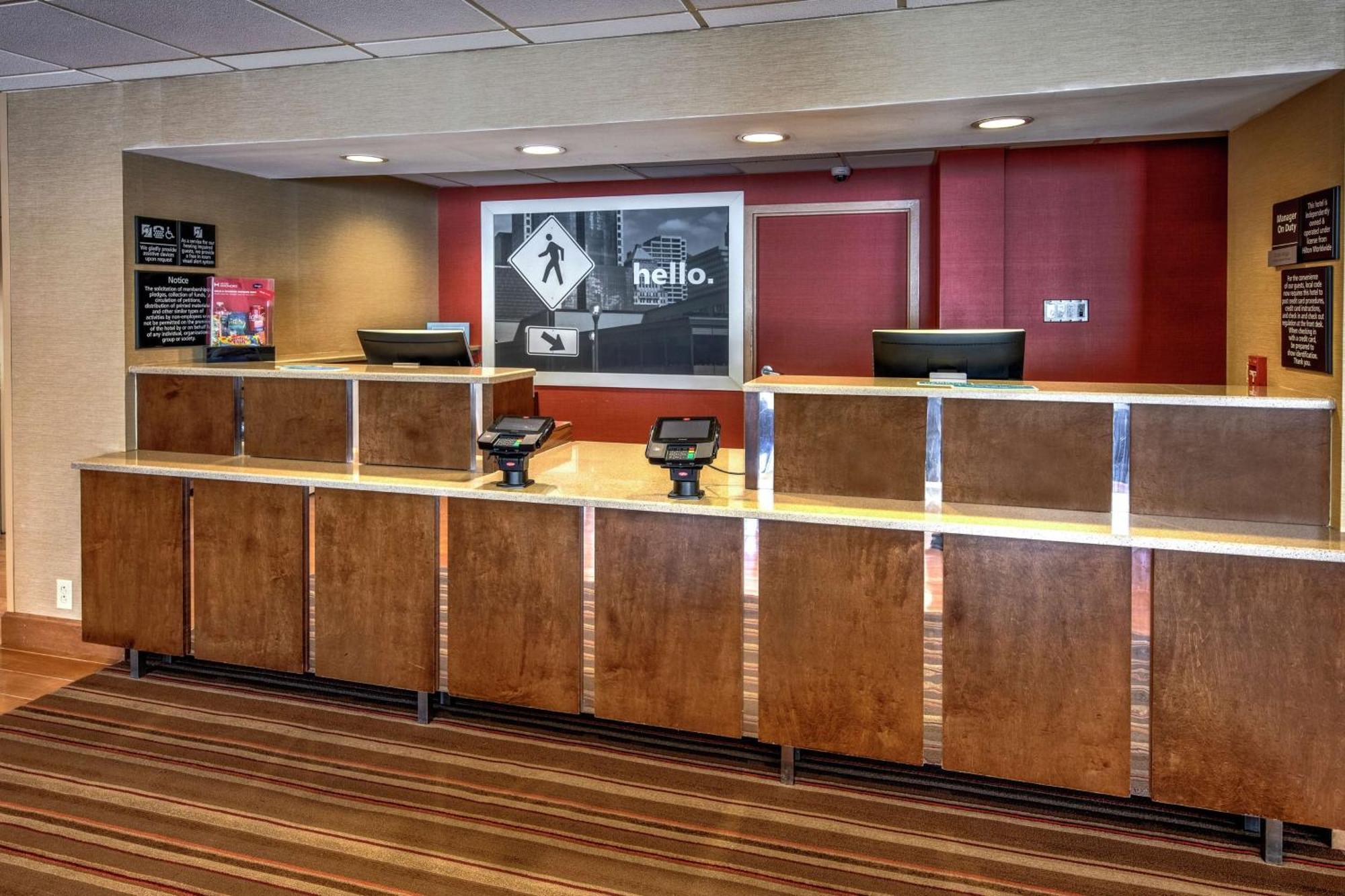 Hampton Inn Raleigh Cary Exterior foto