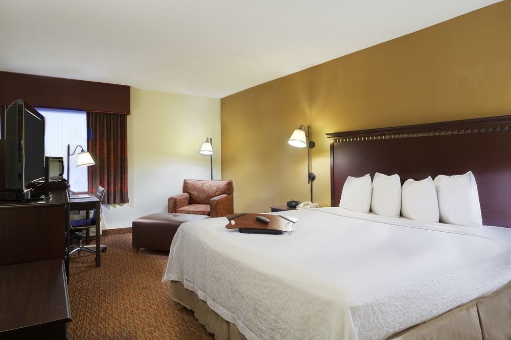 Hampton Inn Raleigh Cary Exterior foto